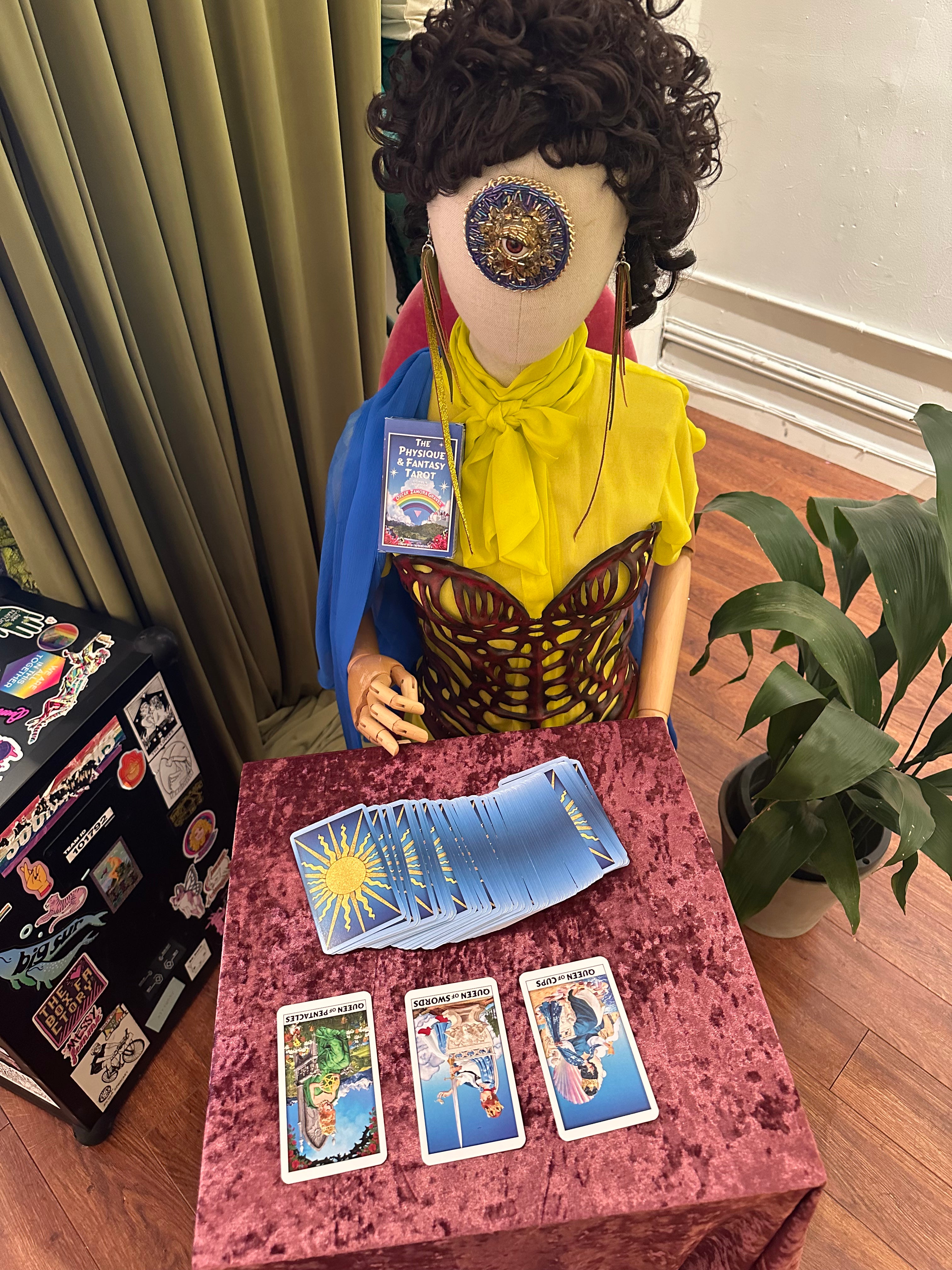 Oscar Graves - Physique & Fantasy Tarot Deck