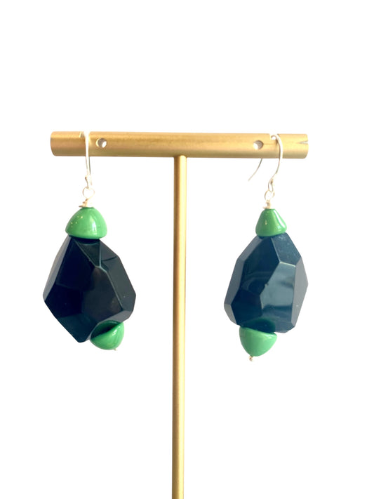Devlin Shand - shiny black and jade earrings