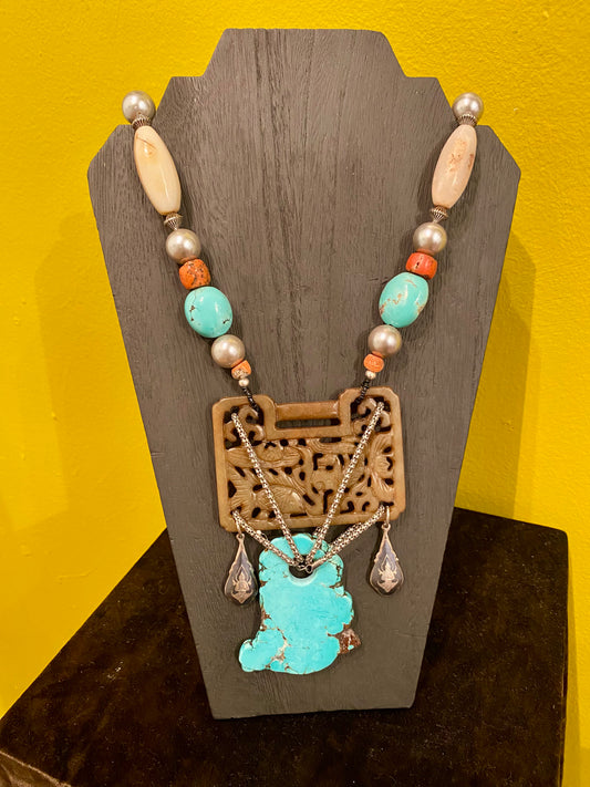 EN ABSENTIA - Lisa Niedermeyer - Devlin Shand - Mama Bear Tourquoise and Jade Necklace