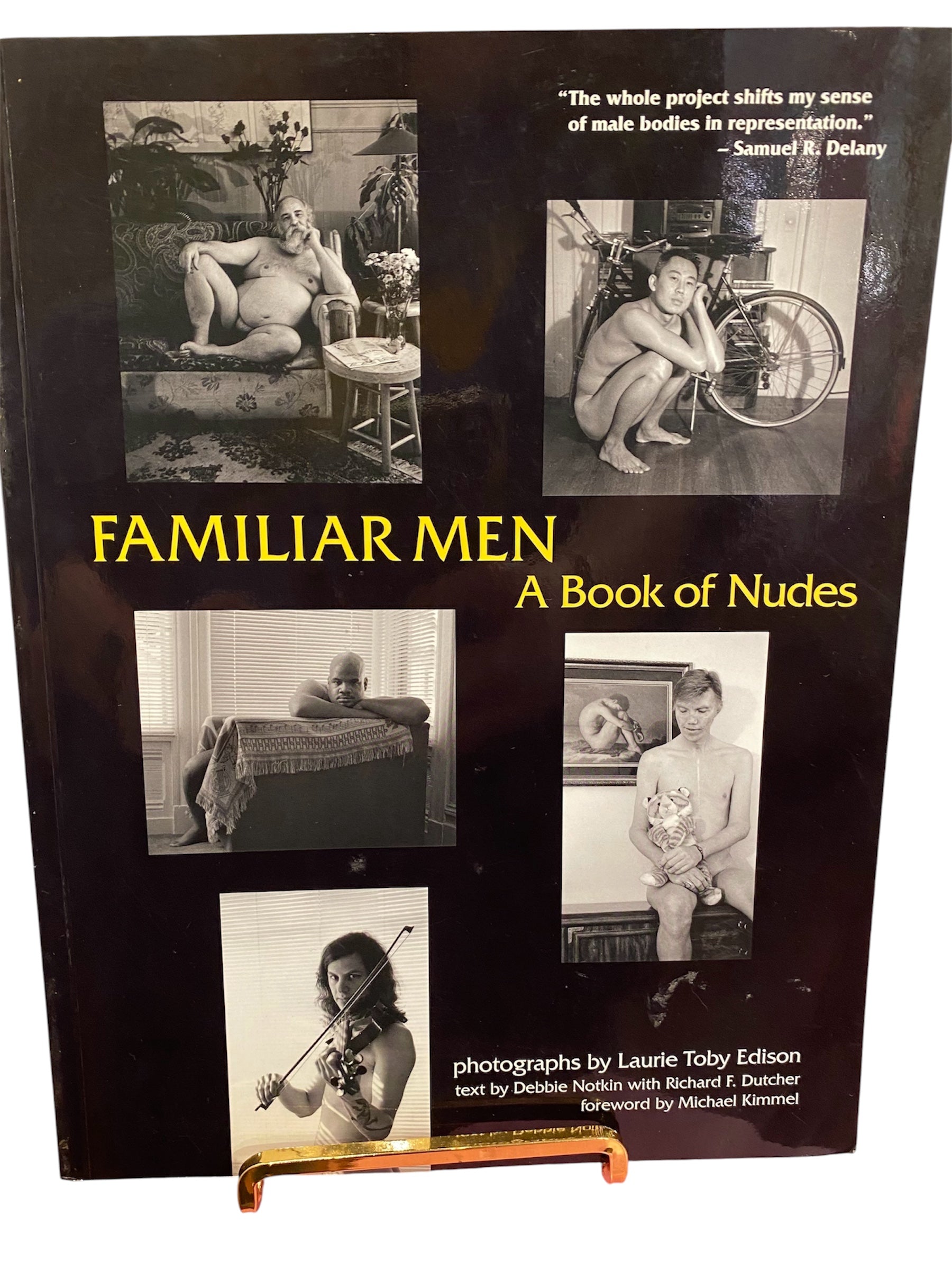 LIVE BIG, LOVE HARD - Laurie Toby Edison - Familiar Men book